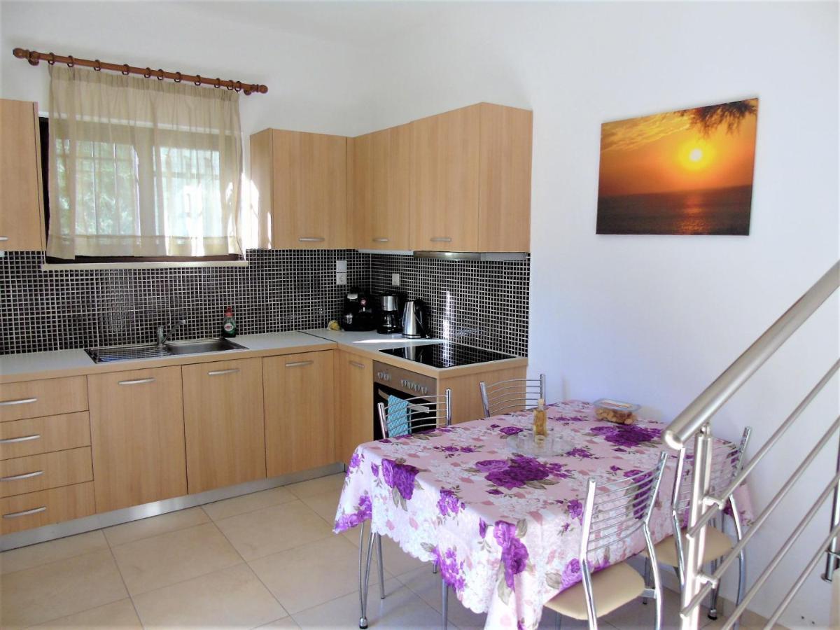 Villa Pomegrante Exopoli ภายนอก รูปภาพ